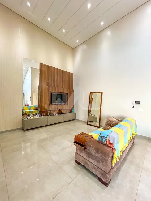 Casa com 2 quartos à venda, 200m2 em Jardim Porto Alegre, Toledo - PR - imagem 5 Foto 5 de Casa com 2 quartos à venda, 200m2 em Jardim Porto Alegre, Toledo - PR