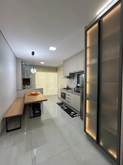 Casa com 1 quarto à venda, 84m2 em Jardim Panorama, Toledo - PR - imagem 6 Foto 6 de Casa com 1 quarto à venda, 84m2 em Jardim Panorama, Toledo - PR