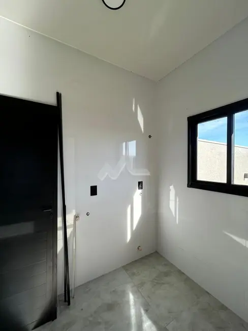 Sobrado com 2 quartos à venda, 180m2 em Tocantins, Toledo - PR - imagem 9 Foto 9 de Sobrado com 2 quartos à venda, 180m2 em Tocantins, Toledo - PR