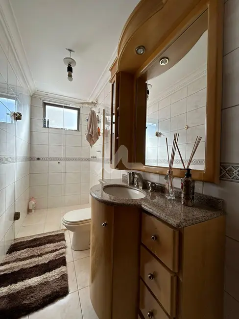Apartamento com 2 quartos à venda, 136m2 em Centro, Toledo - PR - imagem 7 Foto 7 de Apartamento com 2 quartos à venda, 136m2 em Centro, Toledo - PR