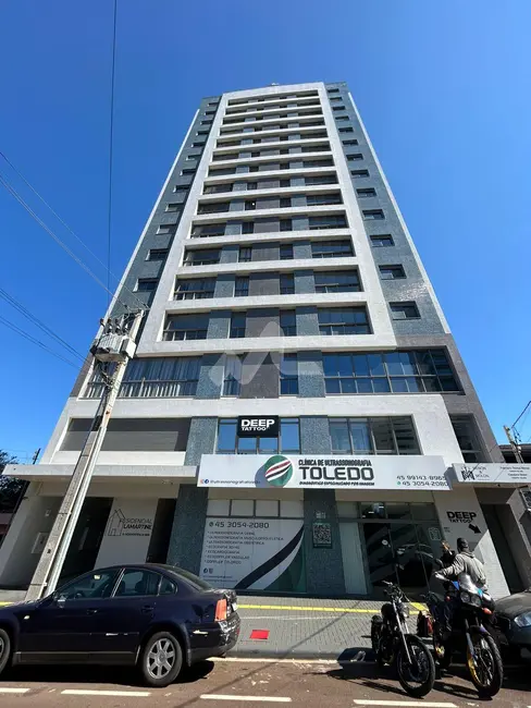 Foto 1 de Apartamento com 2 quartos à venda em Centro, Toledo - PR