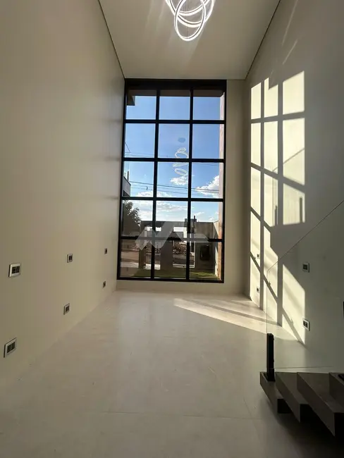 Sobrado com 2 quartos à venda, 174m2 em Tocantins, Toledo - PR - imagem 4 Foto 4 de Sobrado com 2 quartos à venda, 174m2 em Tocantins, Toledo - PR