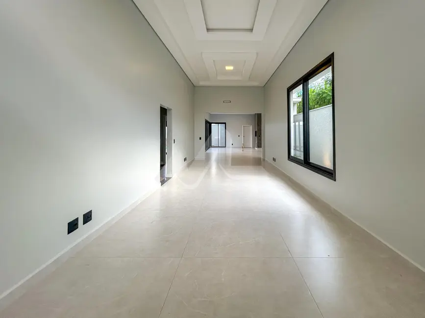 Casa com 1 quarto à venda, 200m2 em Jardim Pancera, Toledo - PR - imagem 5 Foto 5 de Casa com 1 quarto à venda, 200m2 em Jardim Pancera, Toledo - PR