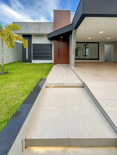 Casa com 1 quarto à venda, 200m2 em Jardim Pancera, Toledo - PR - imagem 4 Foto 4 de Casa com 1 quarto à venda, 200m2 em Jardim Pancera, Toledo - PR