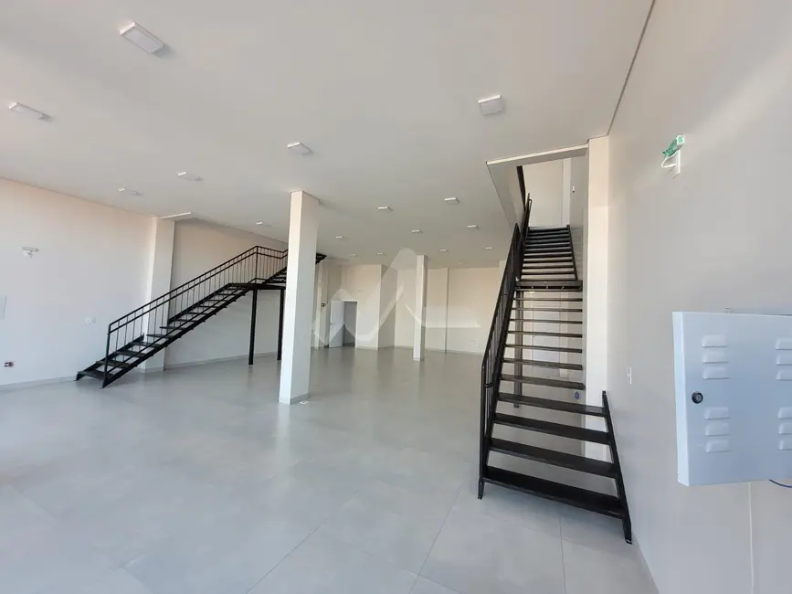 Sala Comercial para alugar, 145m2 em Centro, Toledo - PR - imagem 3 Foto 3 de Sala Comercial para alugar, 145m2 em Centro, Toledo - PR