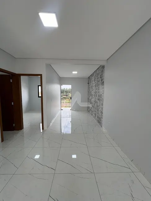Casa com 1 quarto à venda, 107m2 em Jardim Coopagro, Toledo - PR - imagem 7 Foto 7 de Casa com 1 quarto à venda, 107m2 em Jardim Coopagro, Toledo - PR