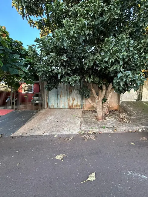 Foto 2 de Casa com 2 quartos à venda, 51m2 em Jardim Bressan, Toledo - PR