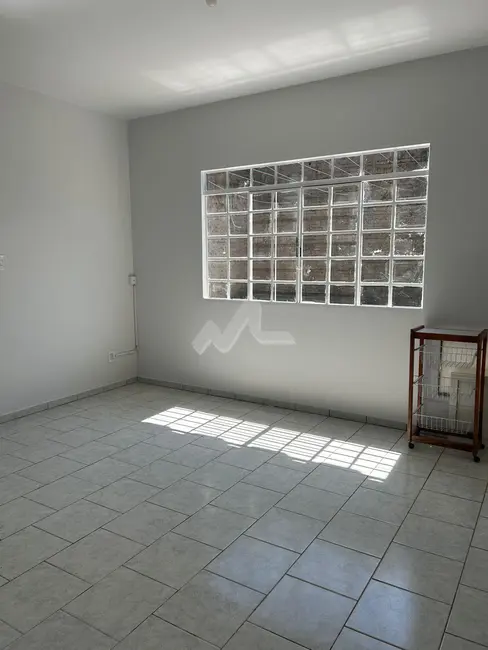 Casa com 2 quartos para alugar, 75m2 em Centro, Toledo - PR - imagem 7 Foto 7 de Casa com 2 quartos para alugar, 75m2 em Centro, Toledo - PR