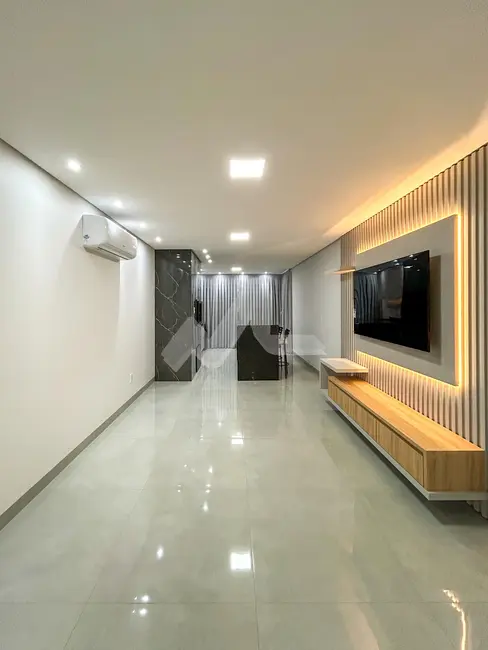 Apartamento com 2 quartos à venda, 120m2 em Jardim La Salle, Toledo - PR - imagem 5 Foto 5 de Apartamento com 2 quartos à venda, 120m2 em Jardim La Salle, Toledo - PR