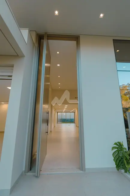 Casa com 3 quartos à venda, 327m2 em Vila Industrial, Toledo - PR - imagem 4 Foto 4 de Casa com 3 quartos à venda, 327m2 em Vila Industrial, Toledo - PR