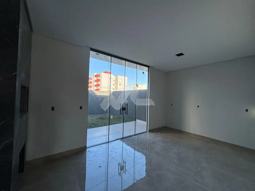Casa com 2 quartos à venda, 98m2 em Vila Becker, Toledo - PR - imagem 5 Foto 5 de Casa com 2 quartos à venda, 98m2 em Vila Becker, Toledo - PR