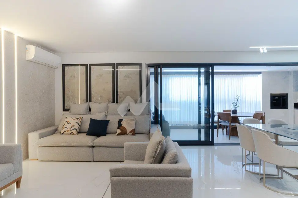 Foto 10 de Apartamento à venda em Londrina - PR