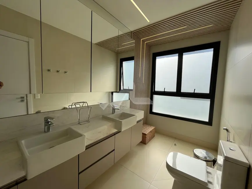 Foto 31 de Apartamento à venda em Londrina - PR