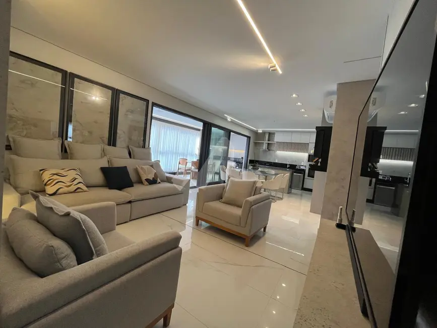 Foto 21 de Apartamento à venda em Londrina - PR