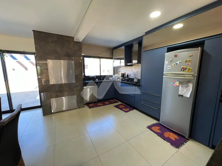 Casa com 3 quartos à venda, 175m2 em Jardim La Salle, Toledo - PR - imagem 8 Foto 8 de Casa com 3 quartos à venda, 175m2 em Jardim La Salle, Toledo - PR