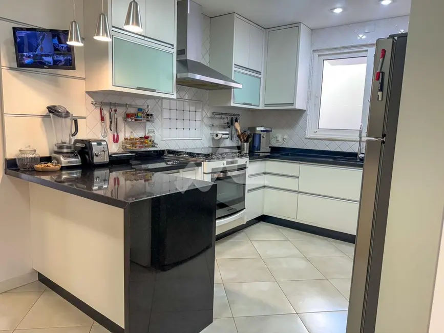 Casa com 2 quartos à venda, 355m2 em Jardim La Salle, Toledo - PR - imagem 5 Foto 5 de Casa com 2 quartos à venda, 355m2 em Jardim La Salle, Toledo - PR
