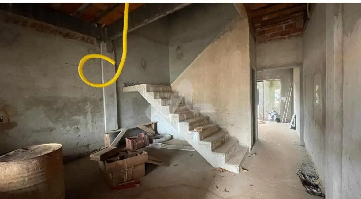 Sobrado com 2 quartos à venda, 201m2 em Centro, Vera Cruz Do Oeste - PR - imagem 4 Foto 4 de Sobrado com 2 quartos à venda, 201m2 em Centro, Vera Cruz Do Oeste - PR