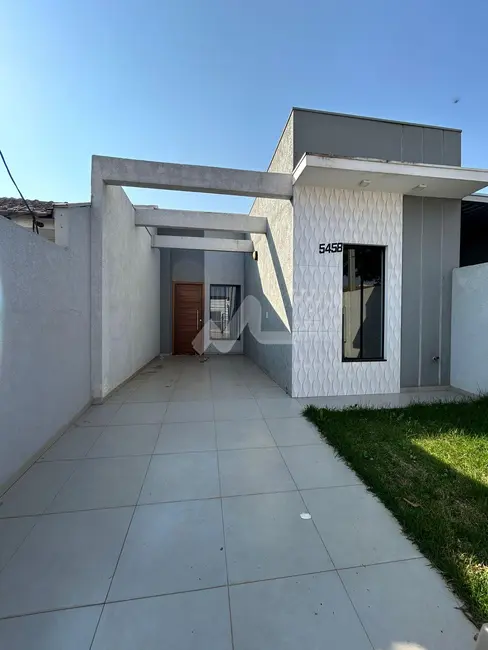 Foto 1 de Casa com 1 quarto à venda, 58m2 em Jardim Coopagro, Toledo - PR