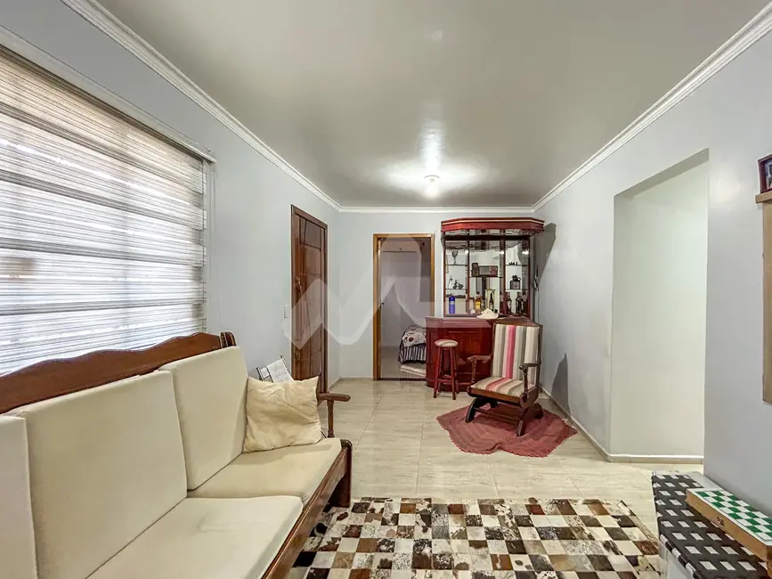 Casa com 2 quartos à venda, 184m2 em Vila Industrial, Toledo - PR - imagem 4 Foto 4 de Casa com 2 quartos à venda, 184m2 em Vila Industrial, Toledo - PR