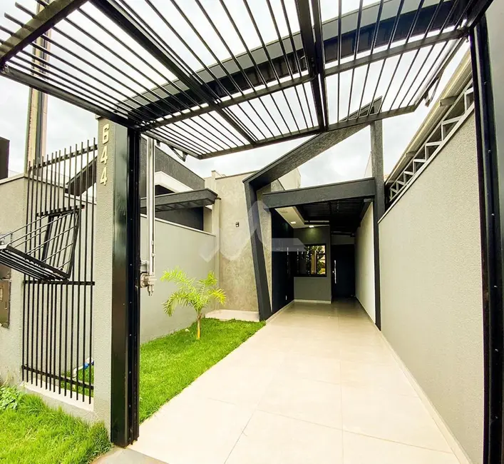 Foto 2 de Casa com 1 quarto à venda, 54m2 em Pinheirinho, Toledo - PR
