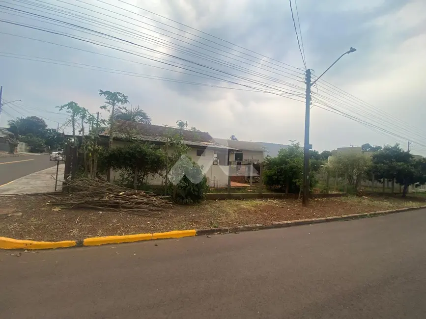 Foto 1 de Terreno / Lote à venda em Vila Industrial, Toledo - PR