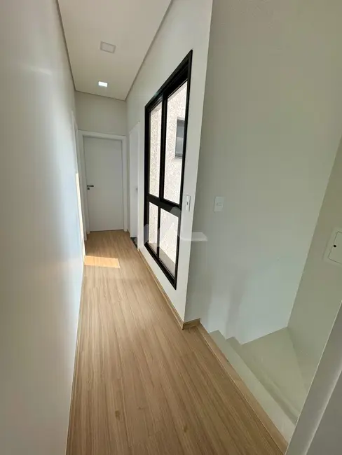 Sobrado com 2 quartos à venda, 150m2 em Jardim Pancera, Toledo - PR - imagem 7 Foto 7 de Sobrado com 2 quartos à venda, 150m2 em Jardim Pancera, Toledo - PR