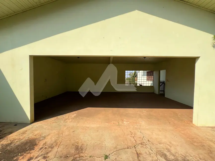 Foto 4 de Casa com 2 quartos à venda, 247m2 em Jardim Pancera, Toledo - PR