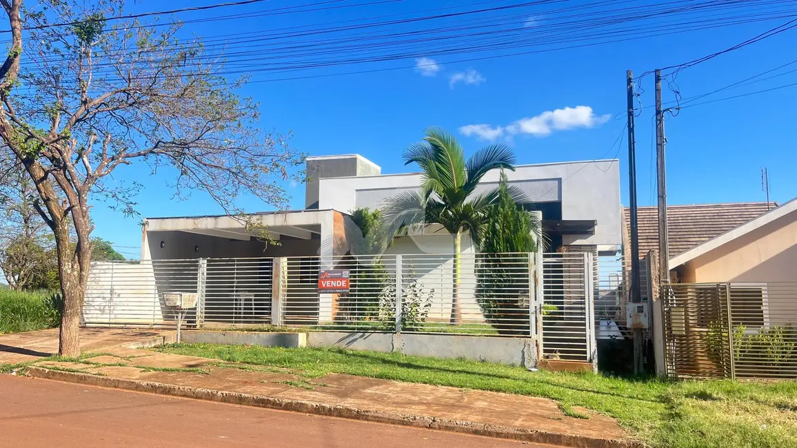 Foto 1 de Casa com 2 quartos à venda, 120m2 em Jardim Pancera, Toledo - PR