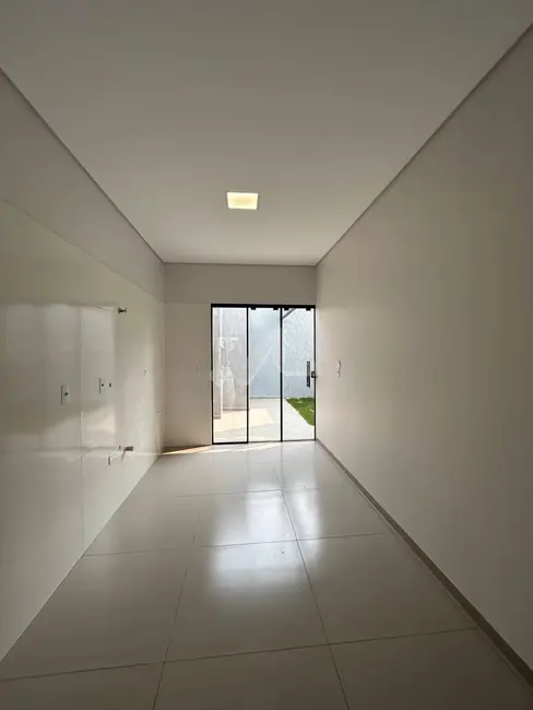 Casa com 2 quartos à venda, 66m2 em Jardim Coopagro, Toledo - PR - imagem 6 Foto 6 de Casa com 2 quartos à venda, 66m2 em Jardim Coopagro, Toledo - PR