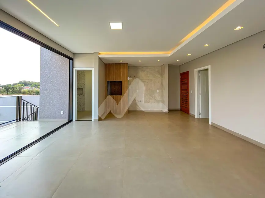 Sobrado com 2 quartos à venda, 212m2 em Centro, Toledo - PR - imagem 7 Foto 7 de Sobrado com 2 quartos à venda, 212m2 em Centro, Toledo - PR
