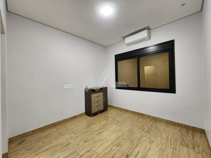 Casa com 2 quartos à venda, 130m2 em Jardim Pancera, Toledo - PR - imagem 7 Foto 7 de Casa com 2 quartos à venda, 130m2 em Jardim Pancera, Toledo - PR