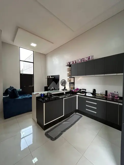 Casa com 1 quarto à venda, 90m2 em Jardim Coopagro, Toledo - PR - imagem 8 Foto 8 de Casa com 1 quarto à venda, 90m2 em Jardim Coopagro, Toledo - PR