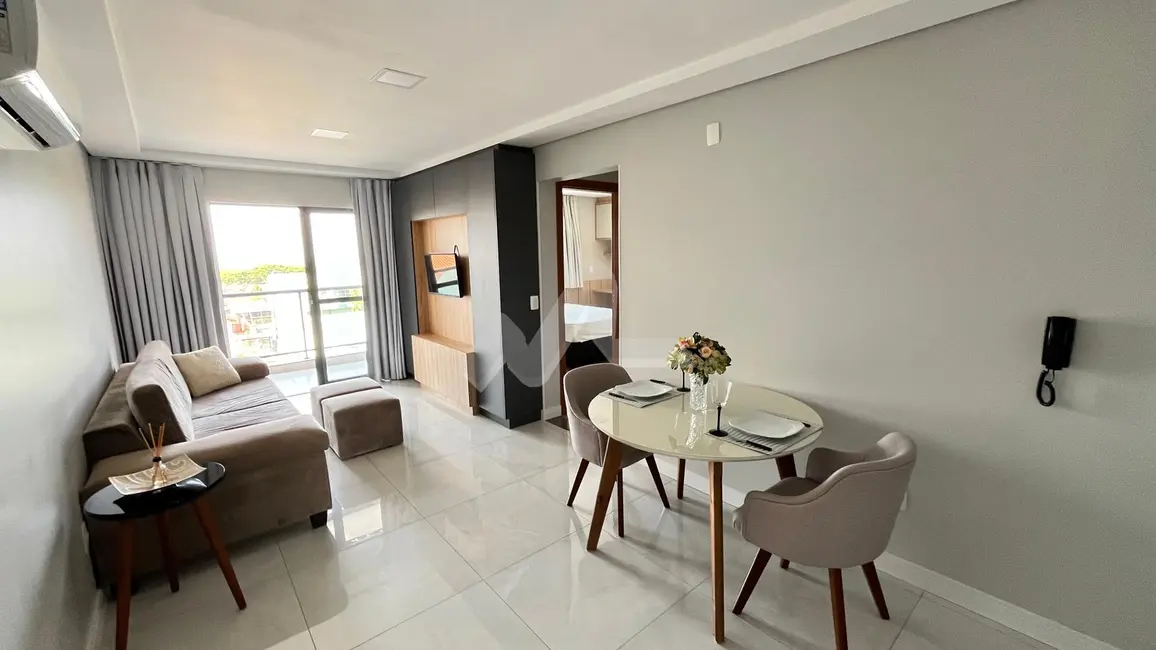 Foto 2 de Apartamento com 2 quartos para alugar, 64m2 em Jardim Pancera, Toledo - PR