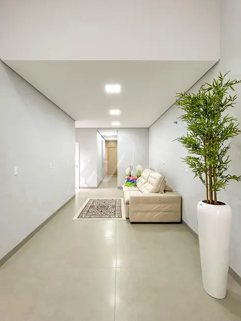 Casa com 2 quartos à venda, 165m2 em Jardim Pancera, Toledo - PR - imagem 6 Foto 6 de Casa com 2 quartos à venda, 165m2 em Jardim Pancera, Toledo - PR