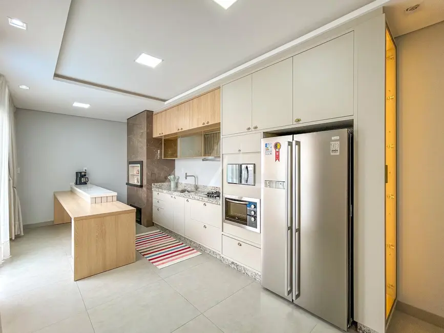Casa com 2 quartos à venda, 165m2 em Jardim Pancera, Toledo - PR - imagem 9 Foto 9 de Casa com 2 quartos à venda, 165m2 em Jardim Pancera, Toledo - PR