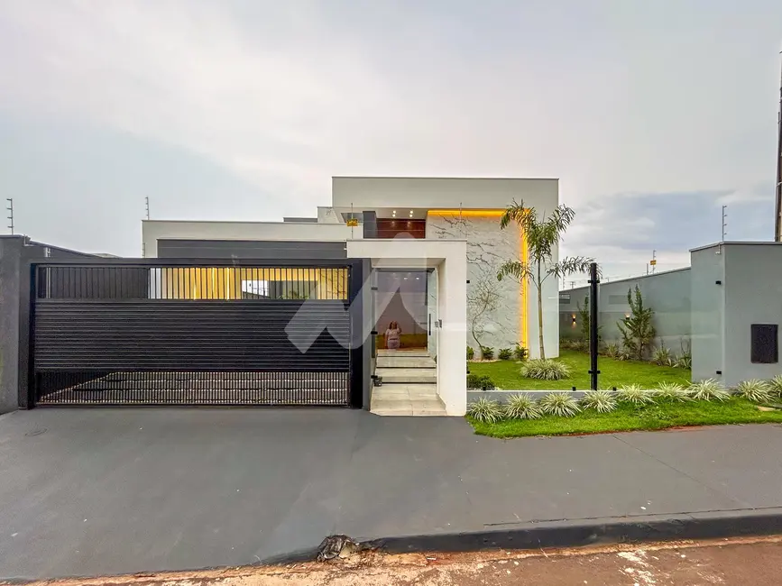 Casa com 3 quartos à venda, 184m2 em Tocantins, Toledo - PR - imagem 5 Foto 5 de Casa com 3 quartos à venda, 184m2 em Tocantins, Toledo - PR