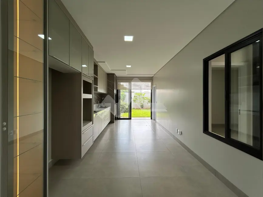 Foto 7 de Casa com 2 quartos à venda, 107m2 em Vila Becker, Toledo - PR