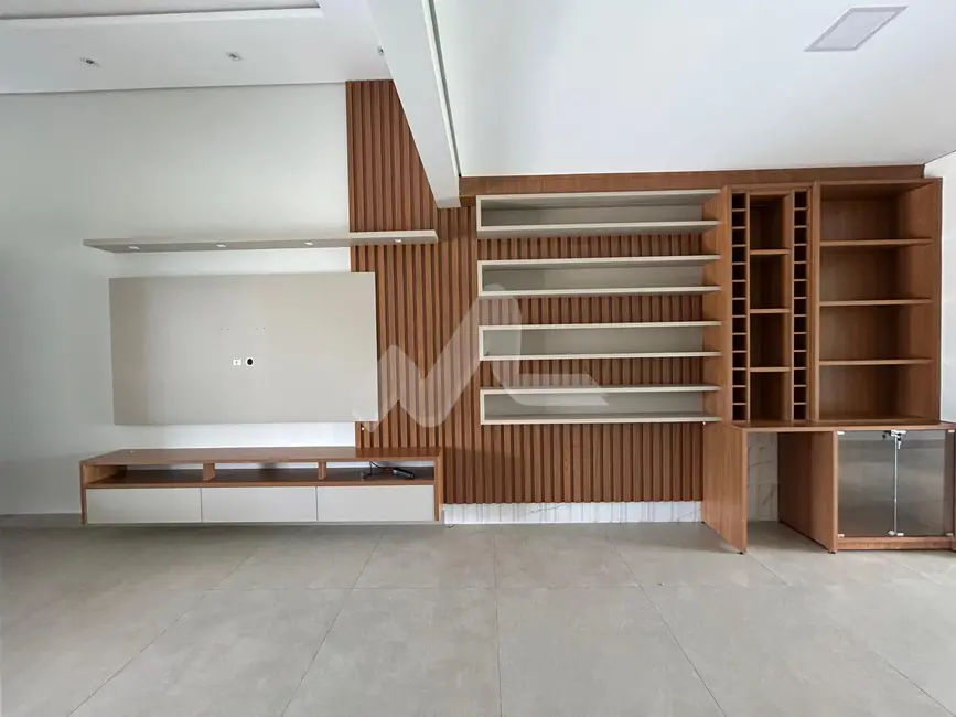 Foto 6 de Casa com 2 quartos à venda, 107m2 em Vila Becker, Toledo - PR