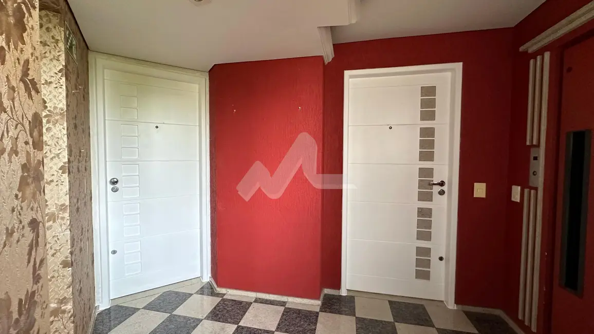 Apartamento com 4 quartos à venda, 307m2 em Centro, Toledo - PR - imagem 6 Foto 6 de Apartamento com 4 quartos à venda, 307m2 em Centro, Toledo - PR