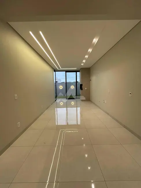 Casa com 2 quartos à venda, 120m2 em Tocantins, Toledo - PR - imagem 5 Foto 5 de Casa com 2 quartos à venda, 120m2 em Tocantins, Toledo - PR