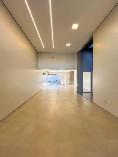 Casa com 1 quarto à venda, 247m2 em Jardim Pancera, Toledo - PR - imagem 6 Foto 6 de Casa com 1 quarto à venda, 247m2 em Jardim Pancera, Toledo - PR