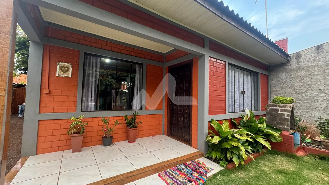 Casa à venda, 80m2 em Toledo - PR - imagem 1 Foto 1 de Casa à venda, 80m2 em Toledo - PR