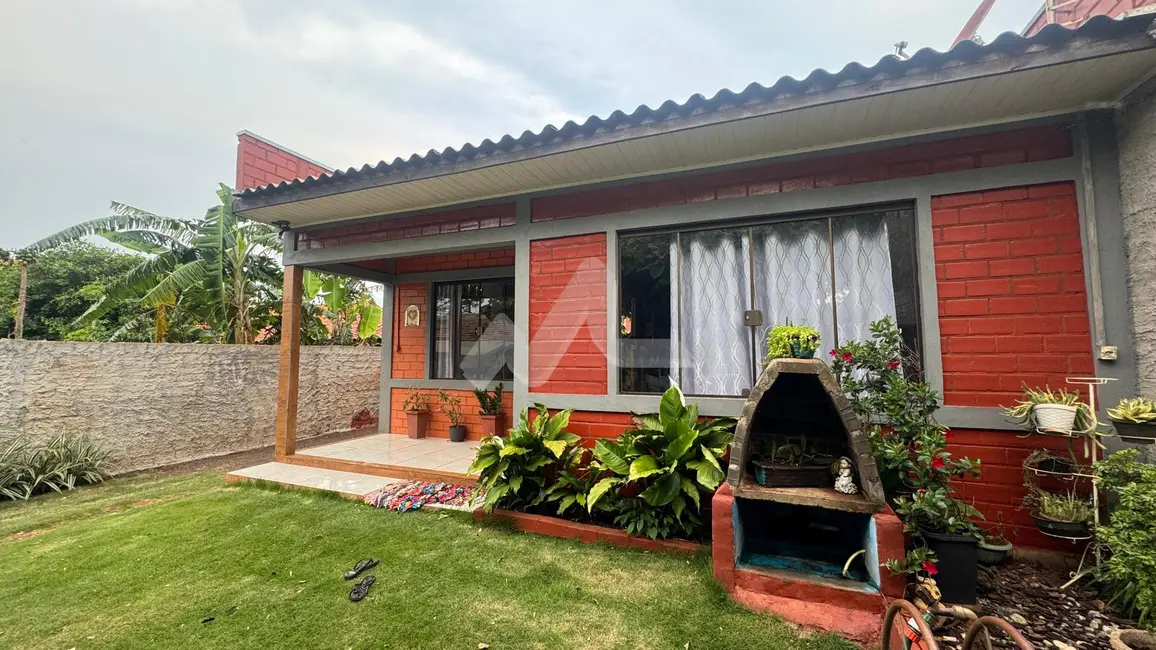 Casa à venda, 80m2 em Toledo - PR - imagem 2 Foto 2 de Casa à venda, 80m2 em Toledo - PR