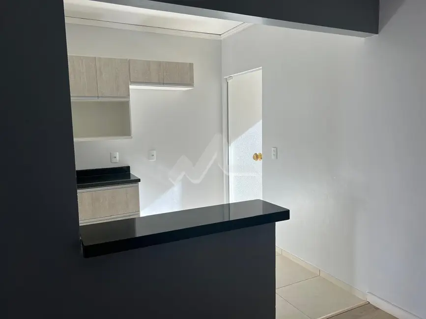 Casa com 2 quartos à venda, 54m2 em Toledo - PR - imagem 3 Foto 3 de Casa com 2 quartos à venda, 54m2 em Toledo - PR
