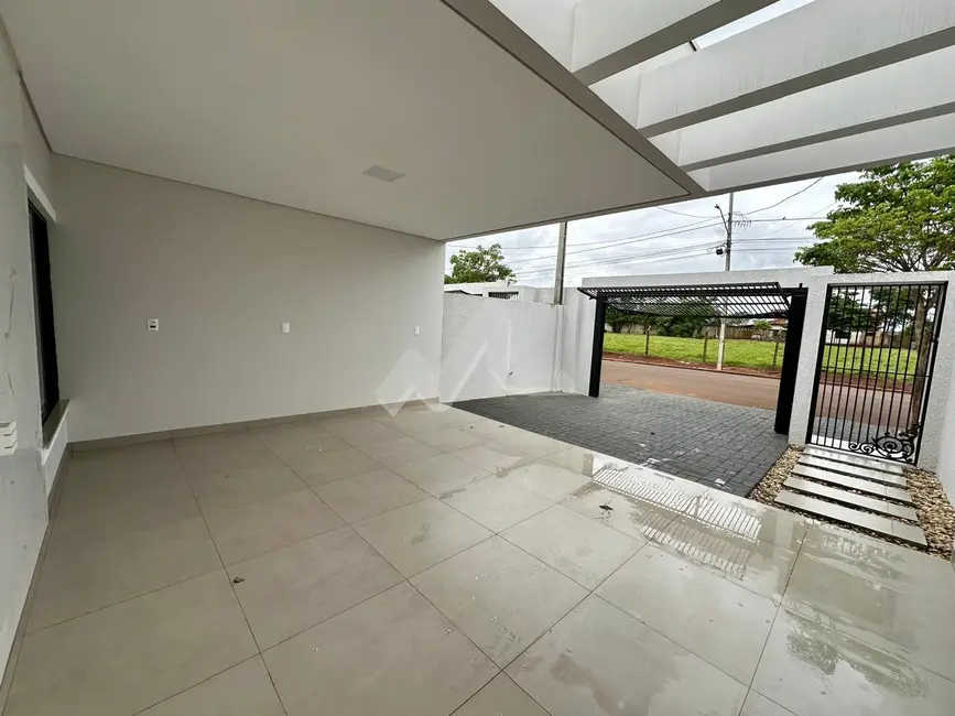 Casa com 2 quartos à venda, 108m2 em Jardim Gisela, Toledo - PR - imagem 3 Foto 3 de Casa com 2 quartos à venda, 108m2 em Jardim Gisela, Toledo - PR