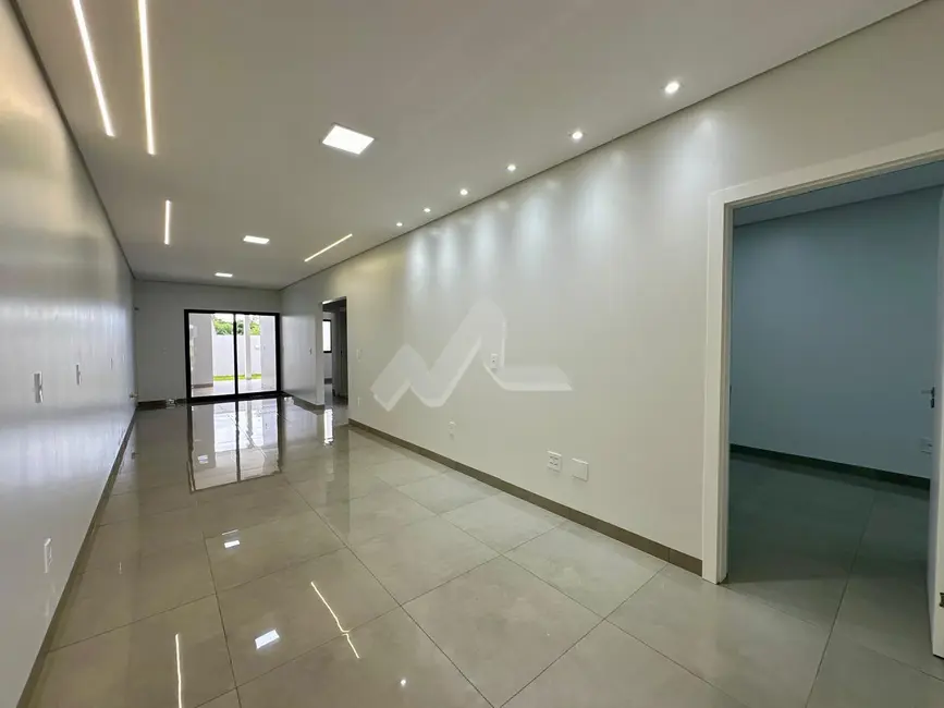Casa com 2 quartos à venda, 108m2 em Jardim Gisela, Toledo - PR - imagem 8 Foto 8 de Casa com 2 quartos à venda, 108m2 em Jardim Gisela, Toledo - PR