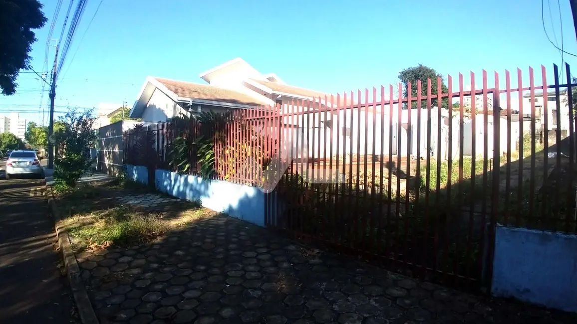 Foto 1 de Terreno / Lote à venda, 416m2 em Jardim La Salle, Toledo - PR