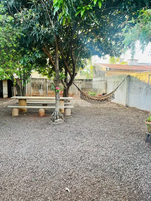 Casa com 2 quartos à venda, 130m2 em Jardim Pancera, Toledo - PR - imagem 8 Foto 8 de Casa com 2 quartos à venda, 130m2 em Jardim Pancera, Toledo - PR