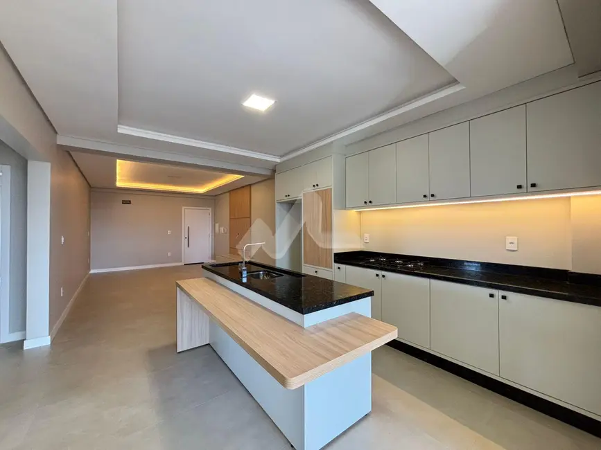 Foto 1 de Apartamento com 3 quartos à venda e para alugar, 130m2 em Centro, Toledo - PR