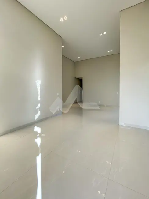 Casa com 1 quarto à venda, 171m2 em Vila Industrial, Toledo - PR - imagem 6 Foto 6 de Casa com 1 quarto à venda, 171m2 em Vila Industrial, Toledo - PR